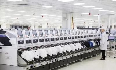 自食其果 断供华为反噬自身，昔日巨头工厂易主竞争对手